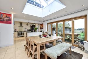 Photo 18- click for photo gallery